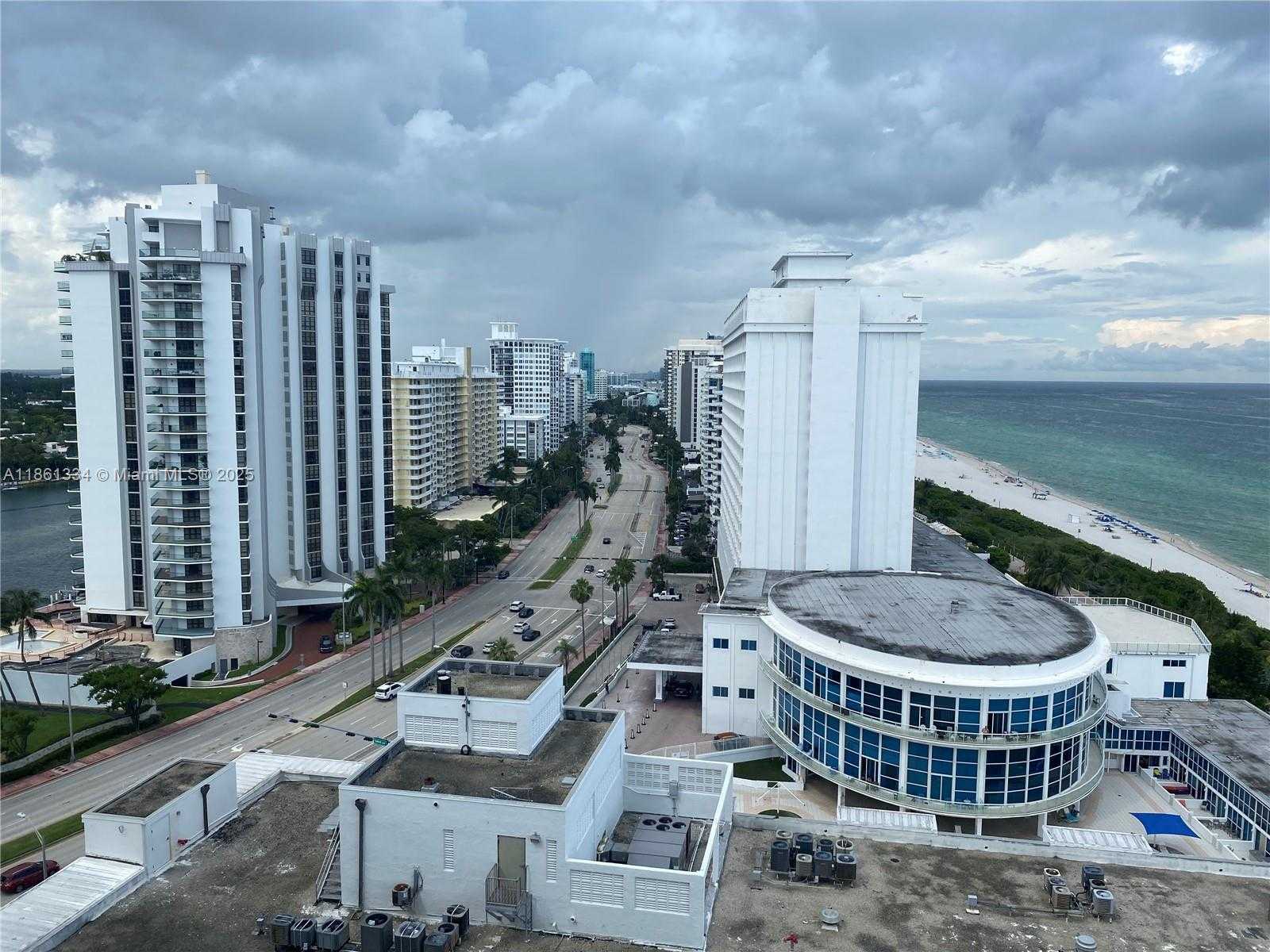 Small Image of 5401 COLLINS AVE #1509, Miami Beach Number 30