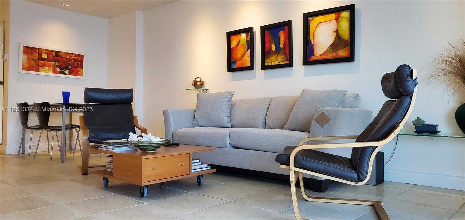Small Image of 5401 COLLINS AVE #1509, Miami Beach Number 41
