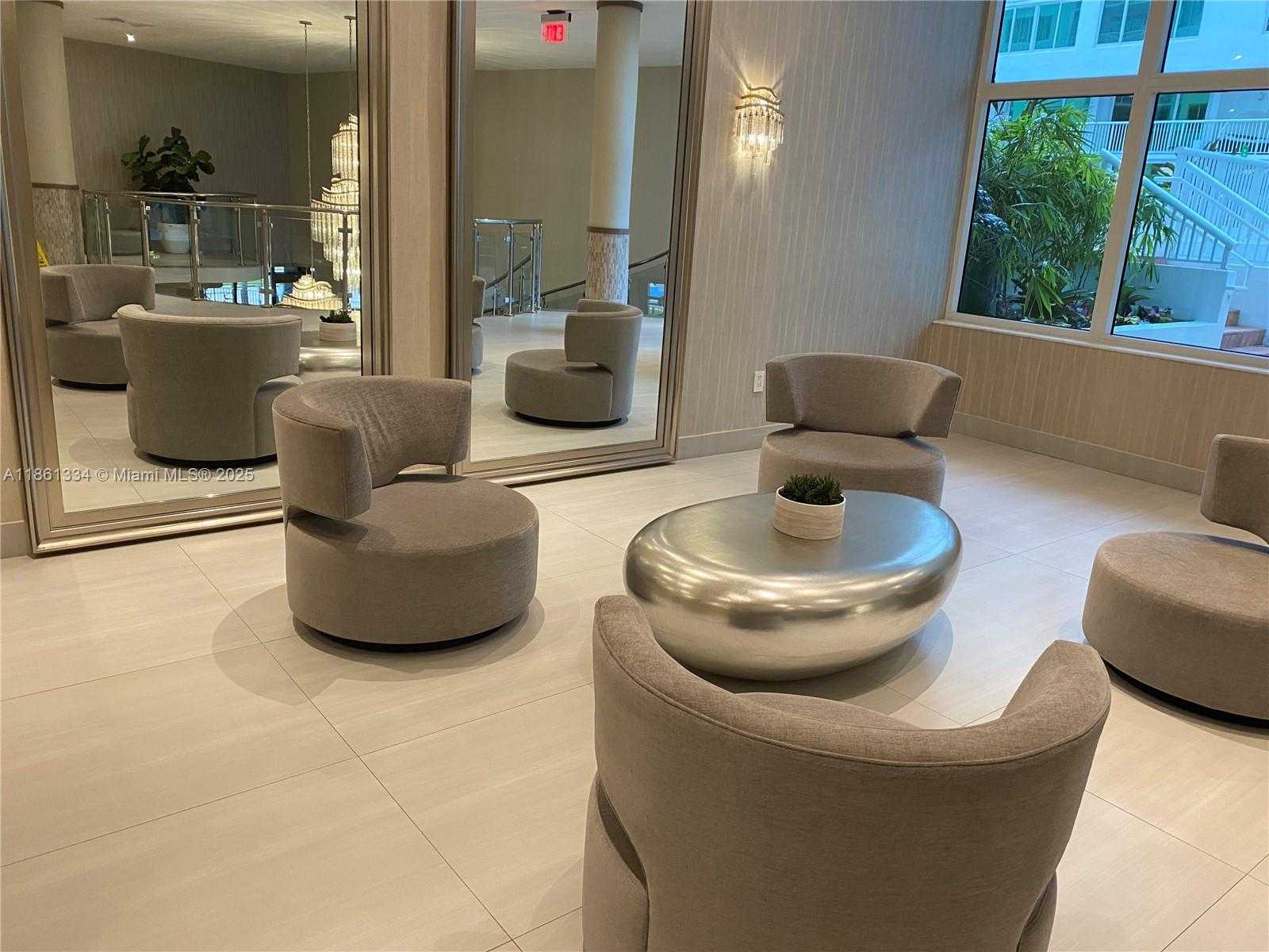 Small Image of 5401 COLLINS AVE #1509, Miami Beach Number 49