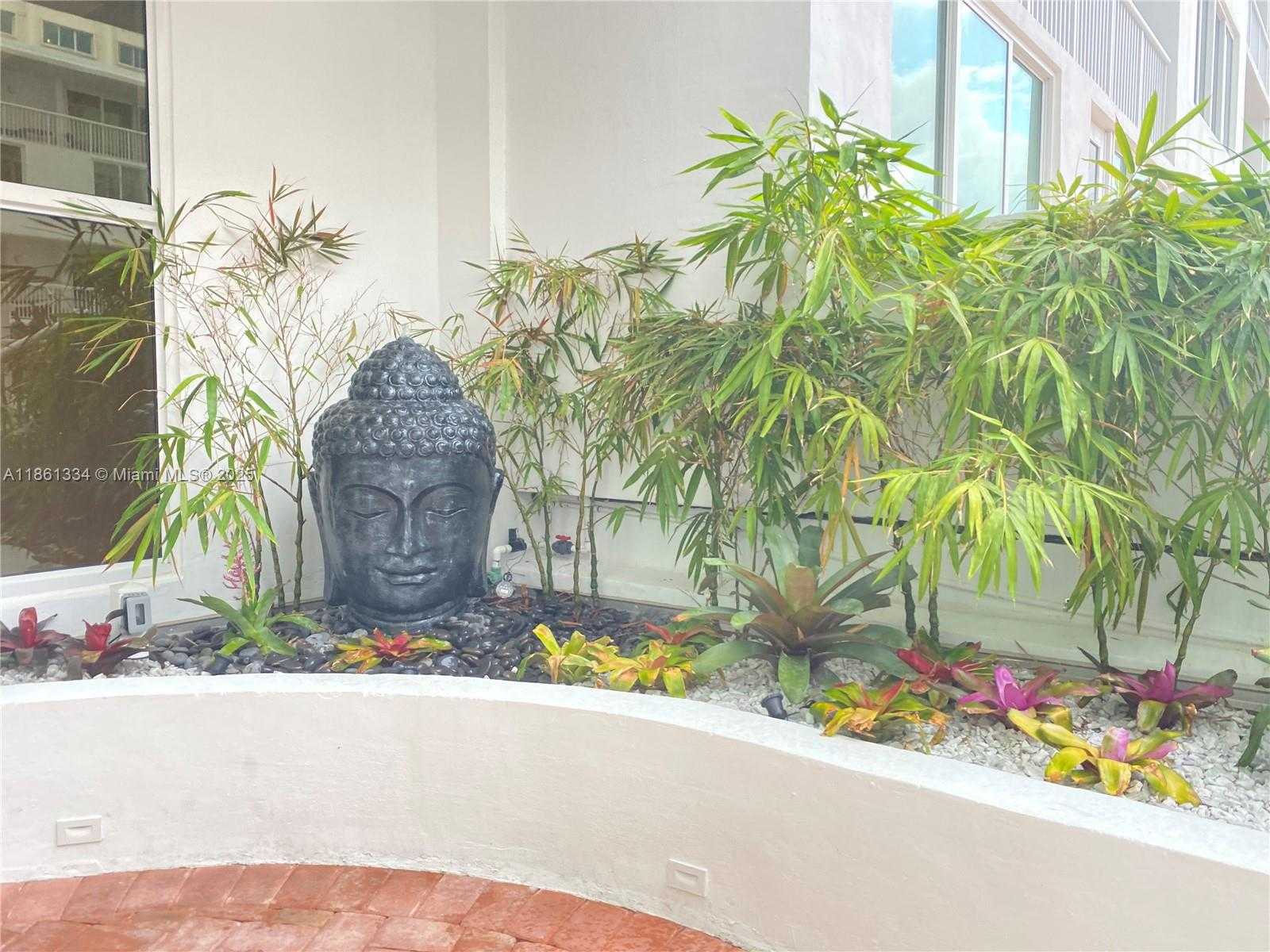 Small Image of 5401 COLLINS AVE #1509, Miami Beach Number 50