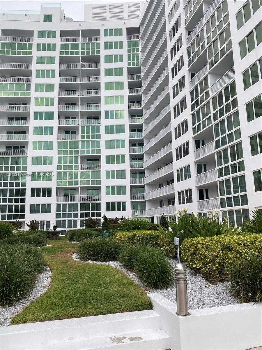 Small Image of 5401 COLLINS AVE #1509, Miami Beach Number 51