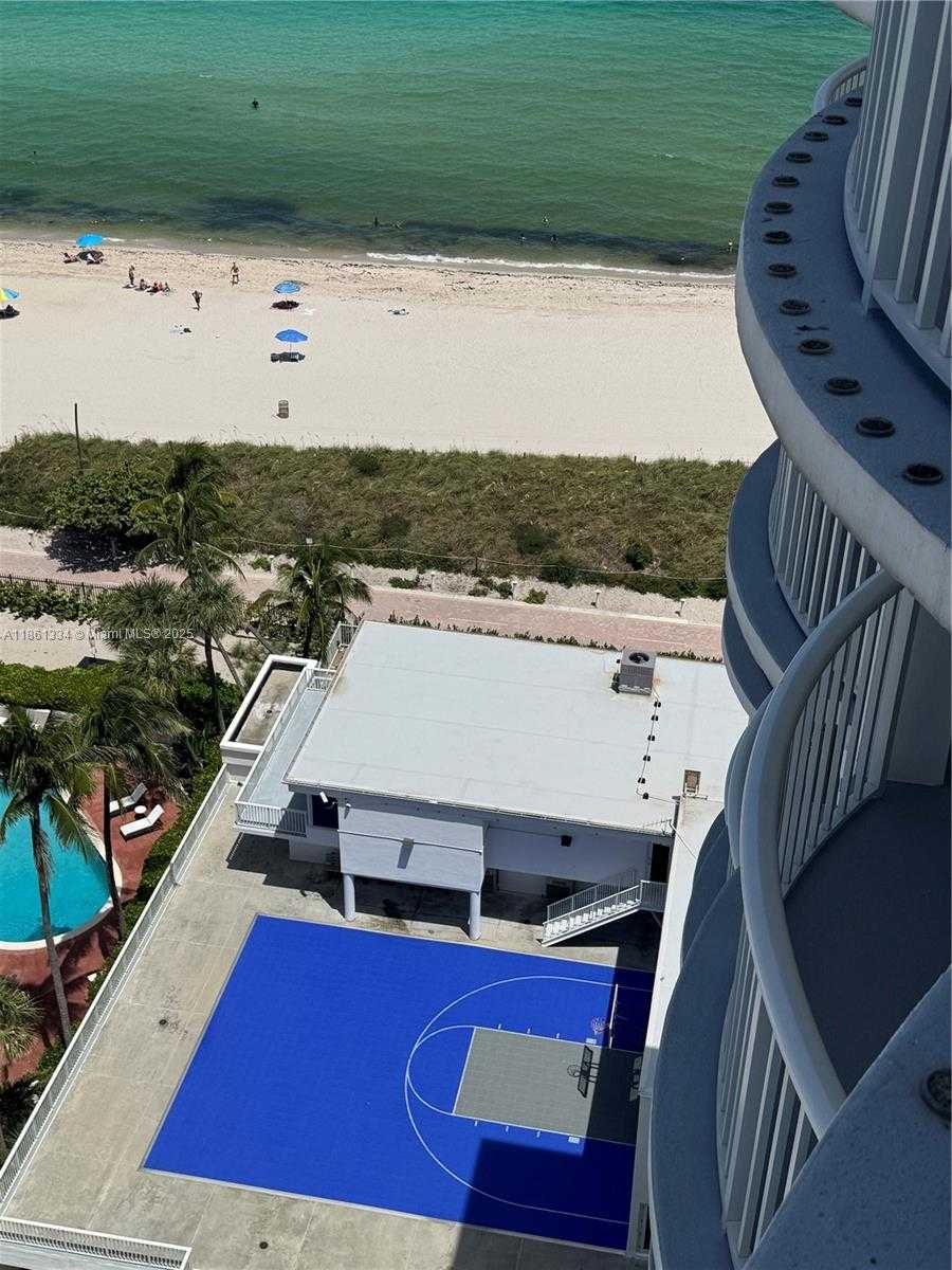 Small Image of 5401 COLLINS AVE #1509, Miami Beach Number 57