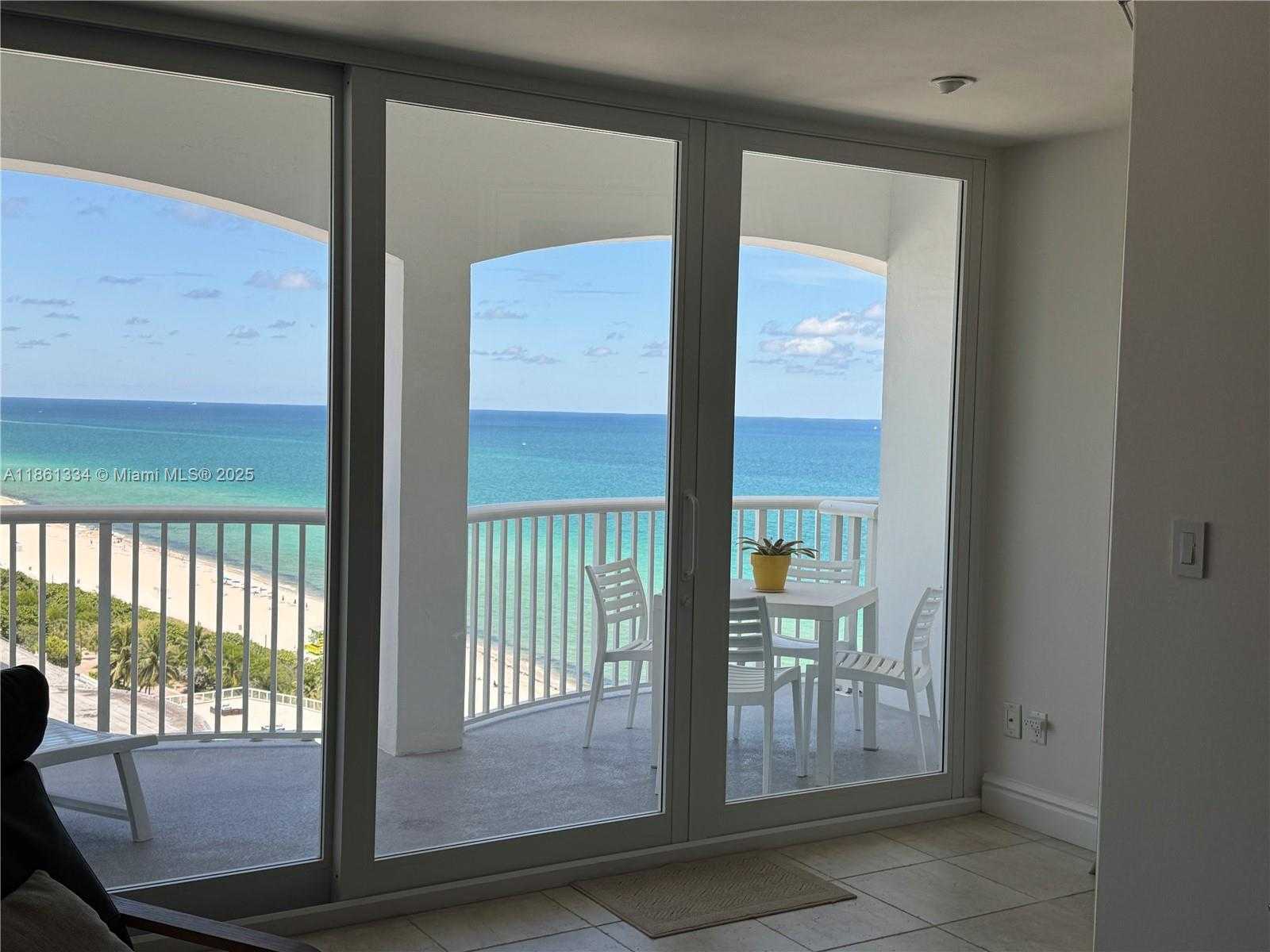 Small Image of 5401 COLLINS AVE #1509, Miami Beach Number 59