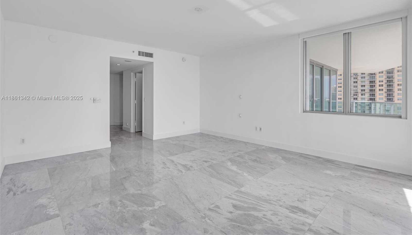 Small Image of 1331 BRICKELL BAY DR #1201, Miami Number 19