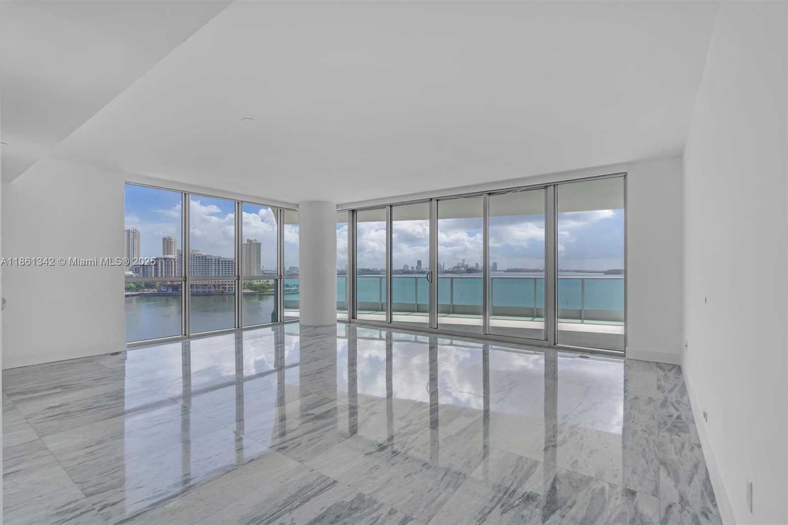 Small Image of 1331 BRICKELL BAY DR #1201, Miami Number 3