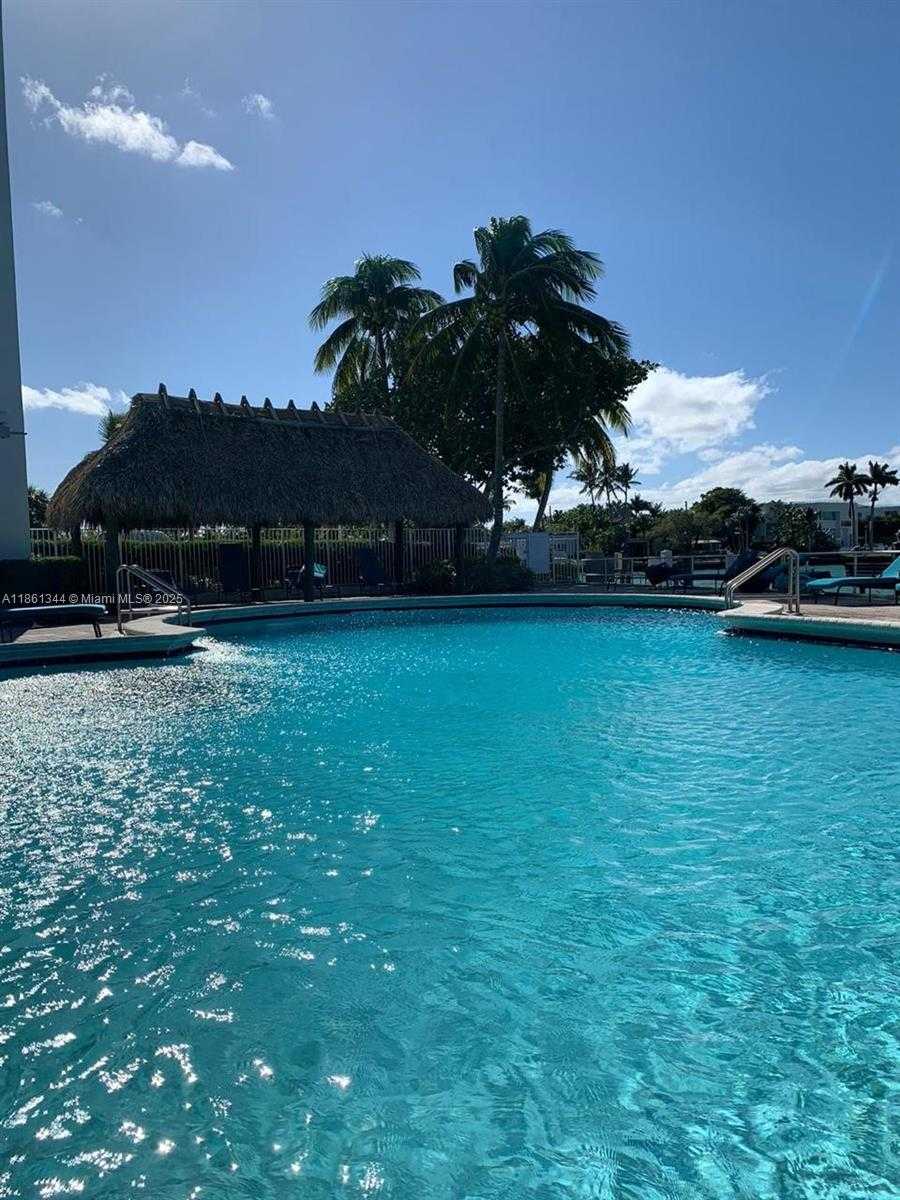 Small Image of 10350 WEST BAY HARBOR DR #3S, Bay Harbor Islands Number 18