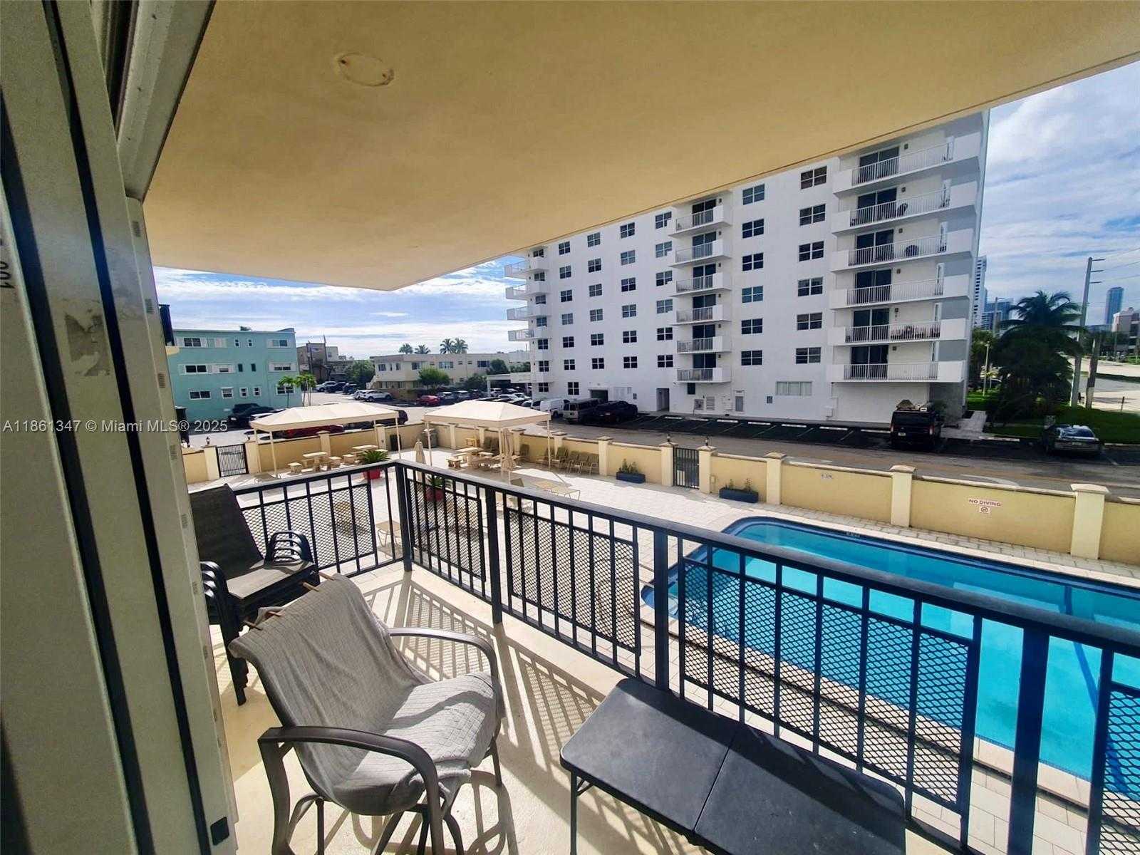 Small Image of 1501 SOUTH OCEAN DR #205, Hollywood Number 9