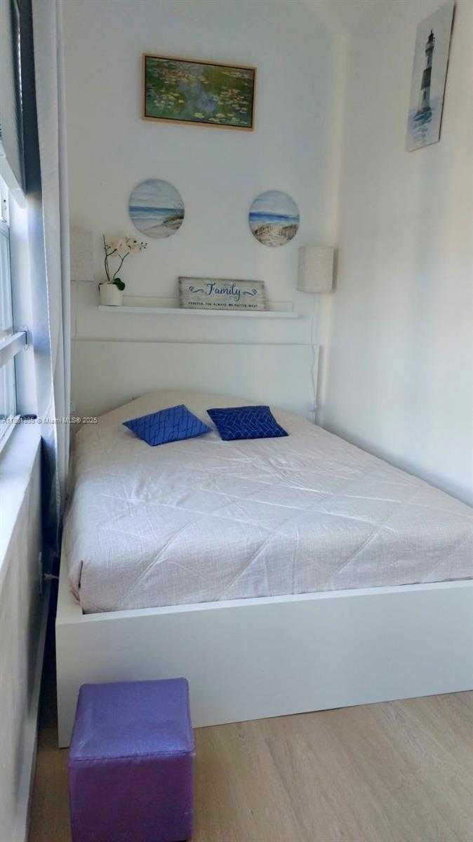 Small Image of 1358 PENNSYLVANIA AVE #301, Miami Beach Number 16