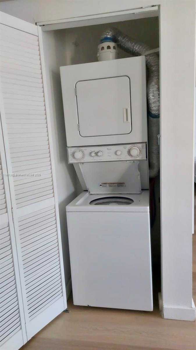 Small Image of 1358 PENNSYLVANIA AVE #301, Miami Beach Number 18