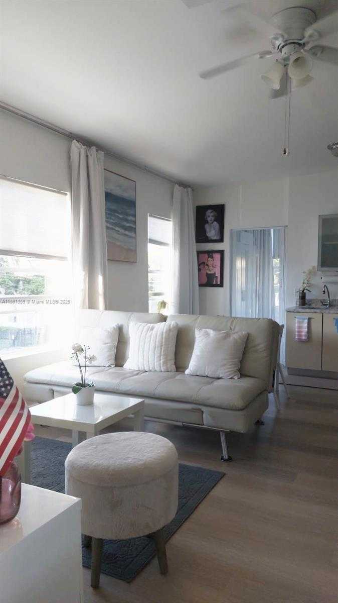 Small Image of 1358 PENNSYLVANIA AVE #301, Miami Beach Number 2