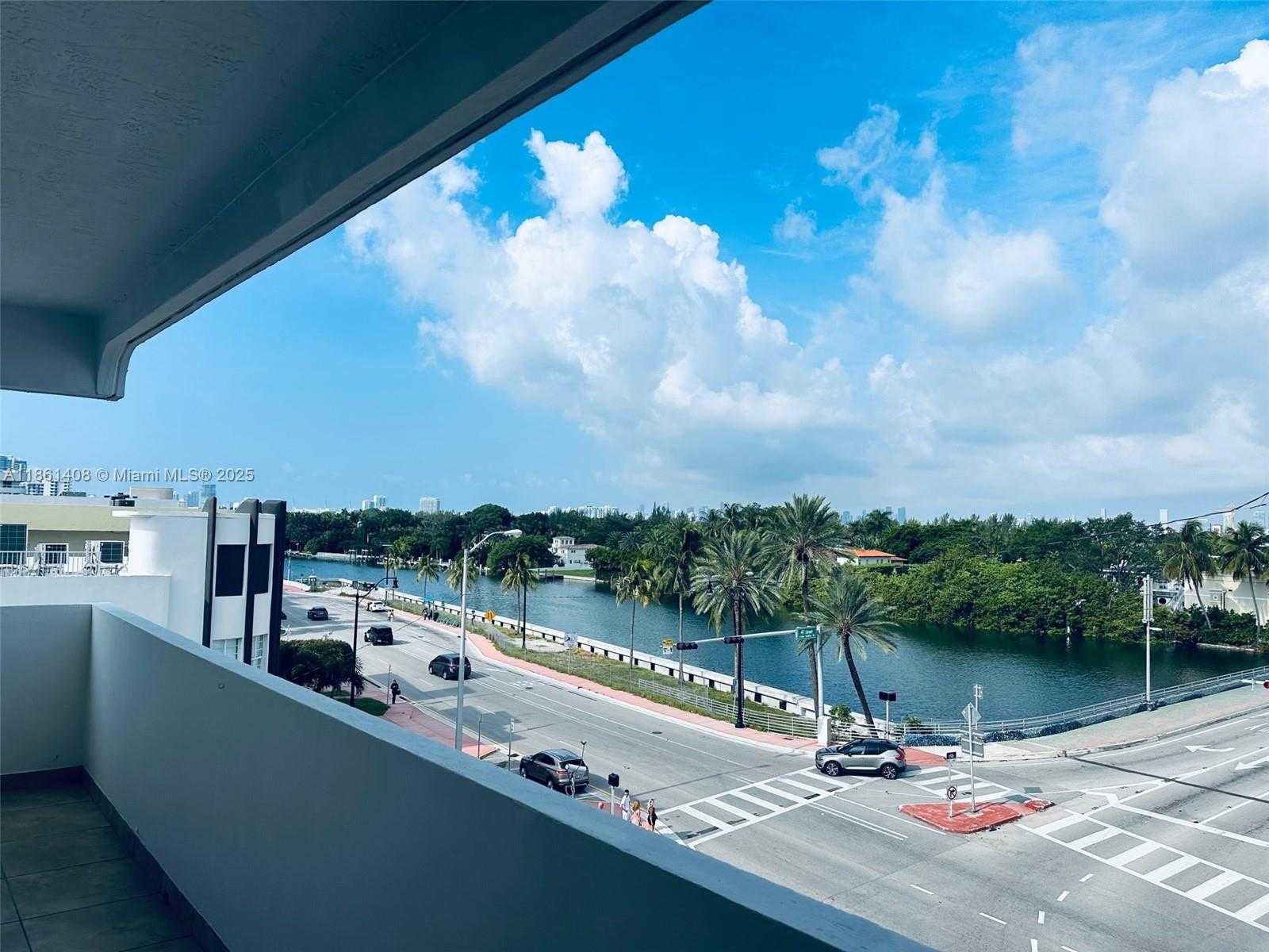 Small Image of 4101 INDIAN CREEK DR #506, Miami Beach Number 3