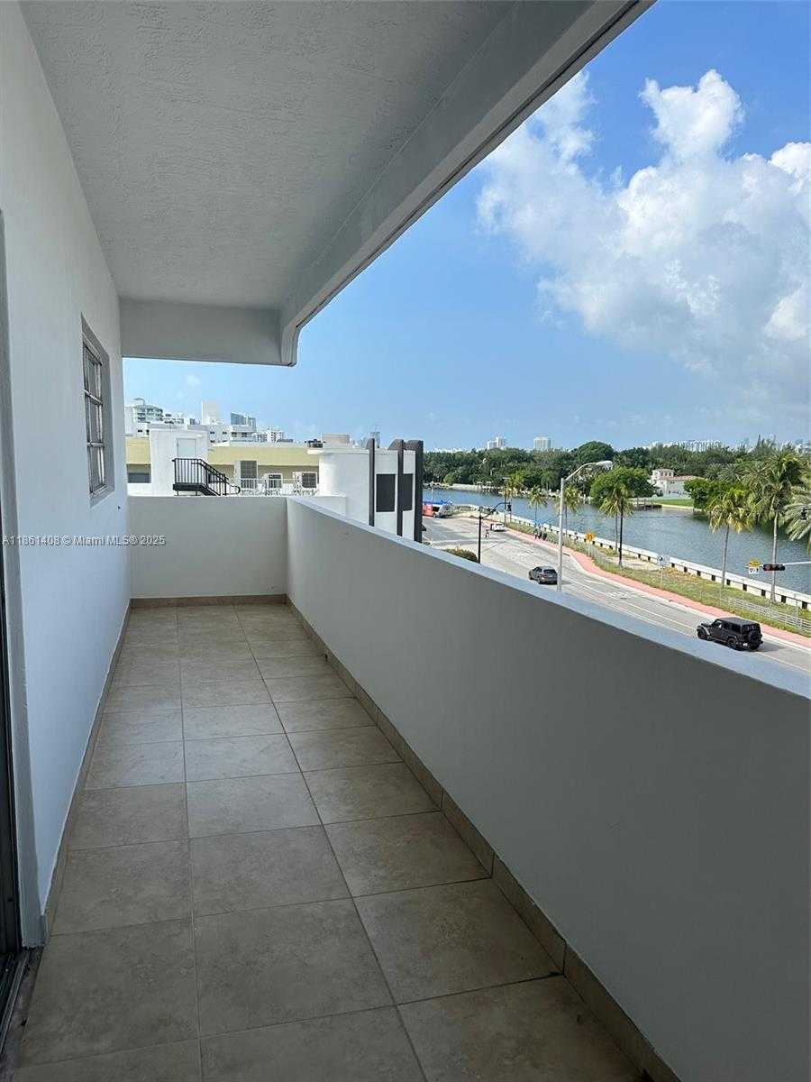 Small Image of 4101 INDIAN CREEK DR #506, Miami Beach Number 4