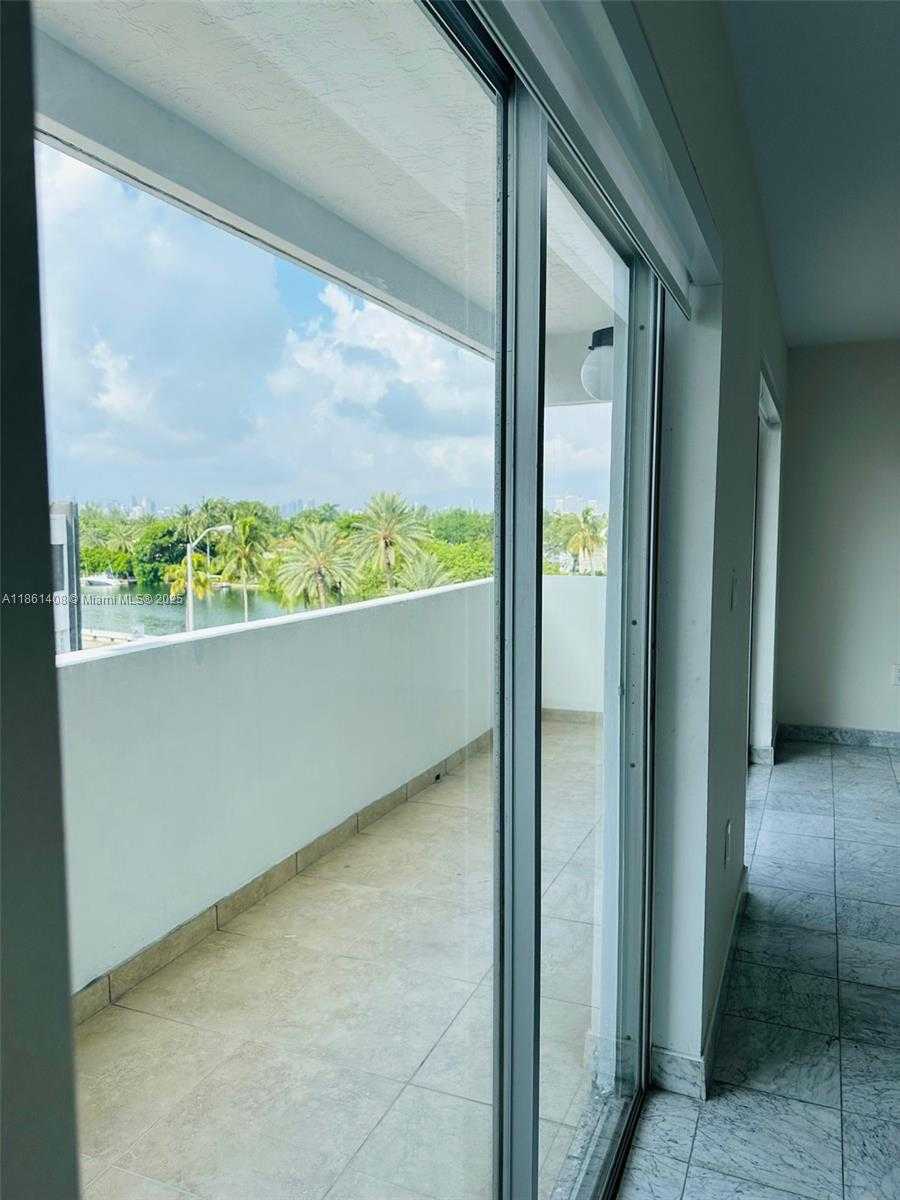 Small Image of 4101 INDIAN CREEK DR #506, Miami Beach Number 9