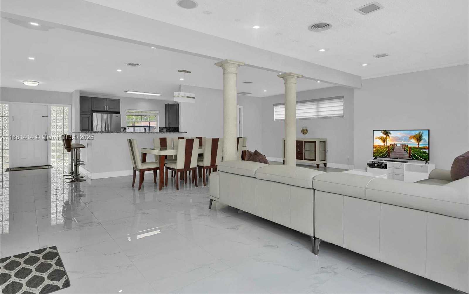 Small Image of 1081 NORTH EAST 179TH ST #., North Miami Beach Number 12