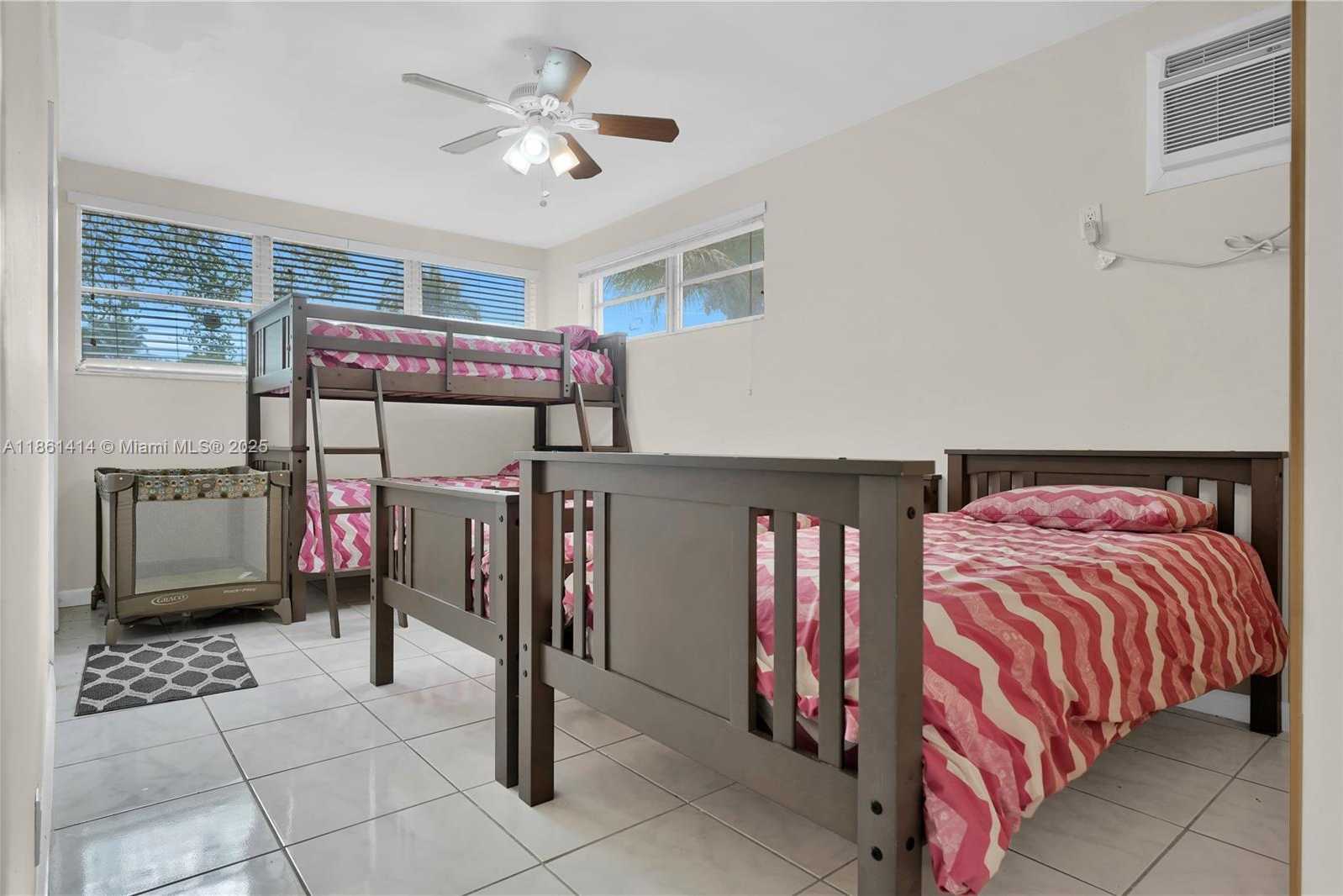 Small Image of 1081 NORTH EAST 179TH ST #., North Miami Beach Number 14