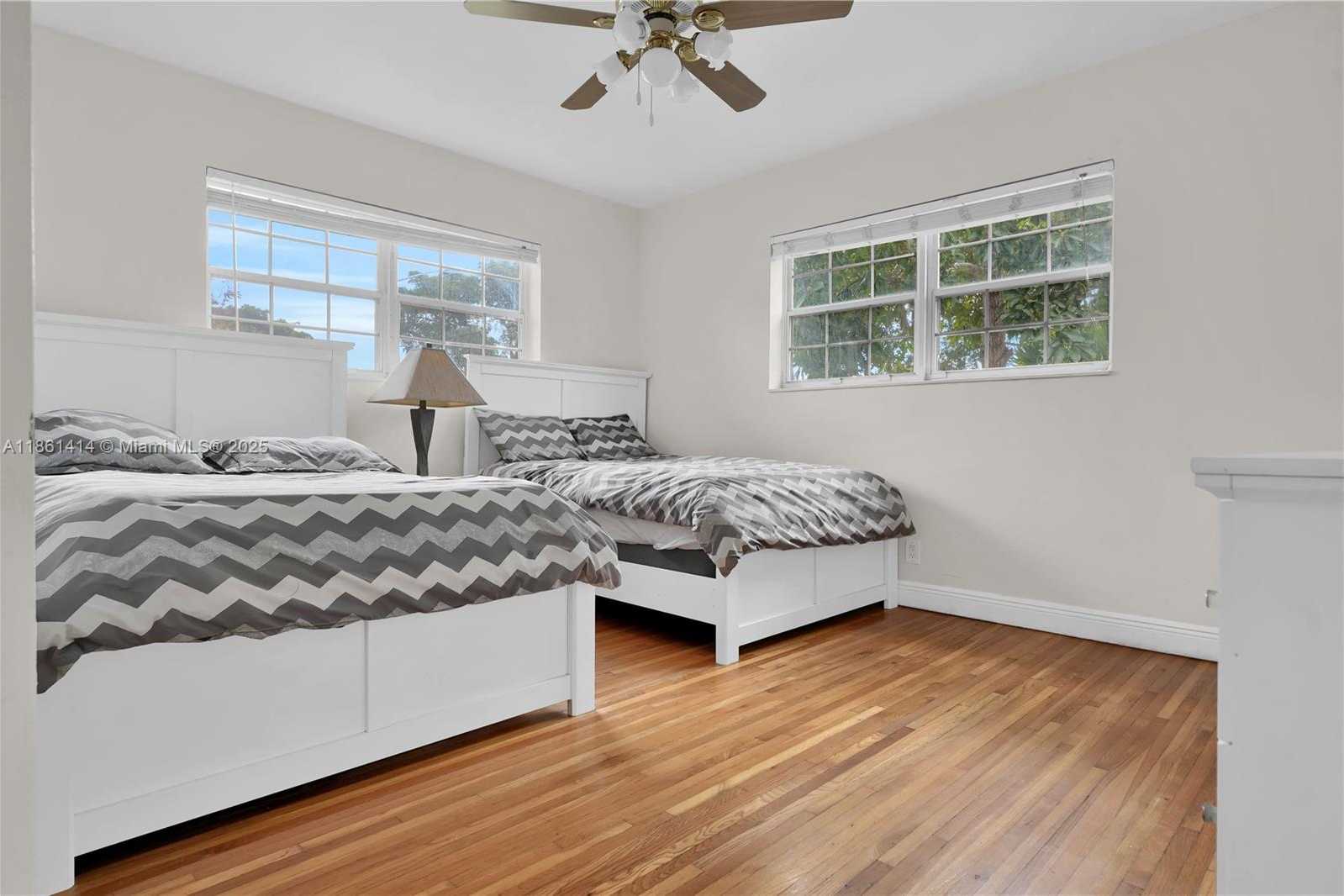 Small Image of 1081 NORTH EAST 179TH ST #., North Miami Beach Number 15