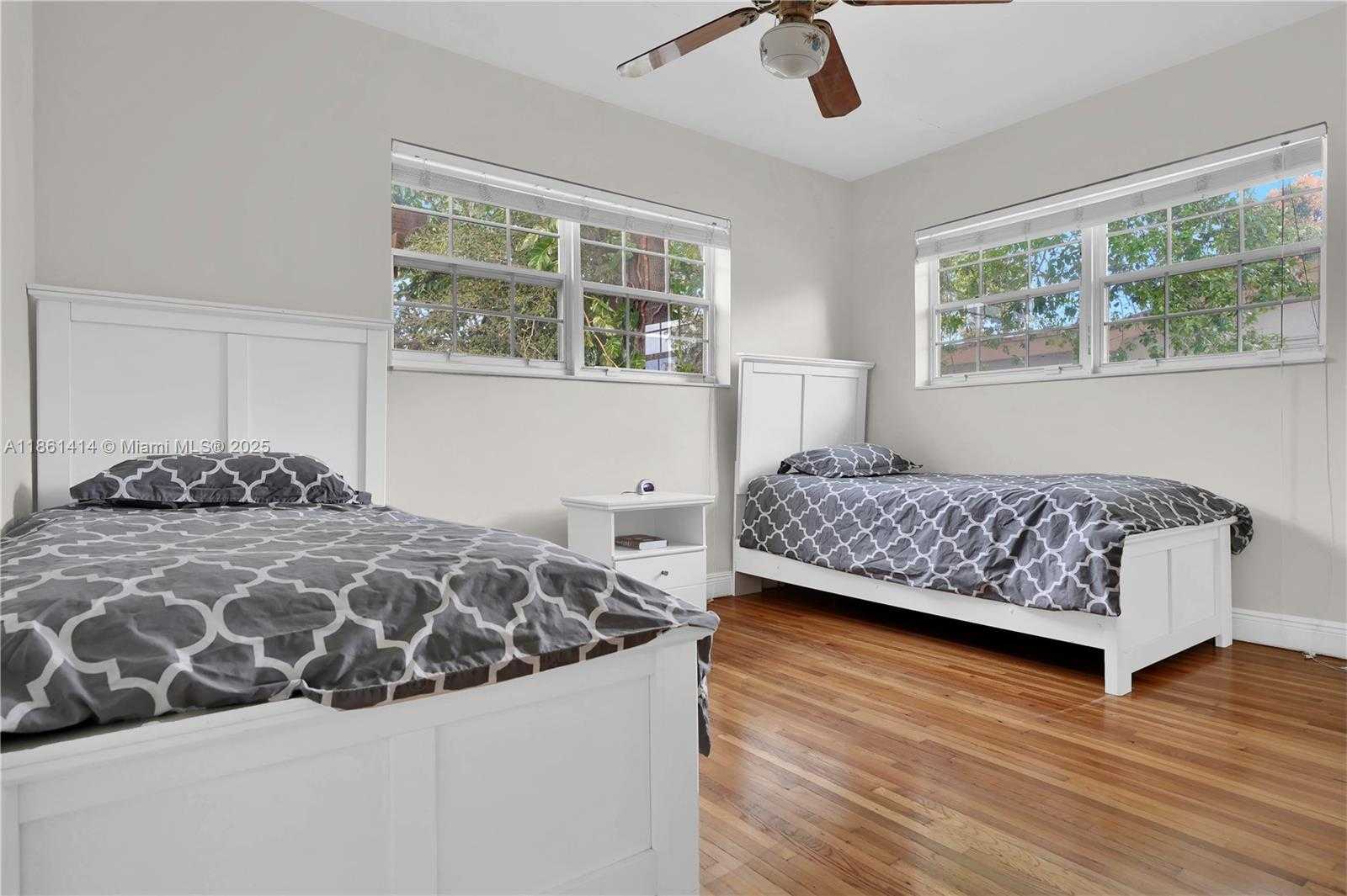 Small Image of 1081 NORTH EAST 179TH ST #., North Miami Beach Number 16