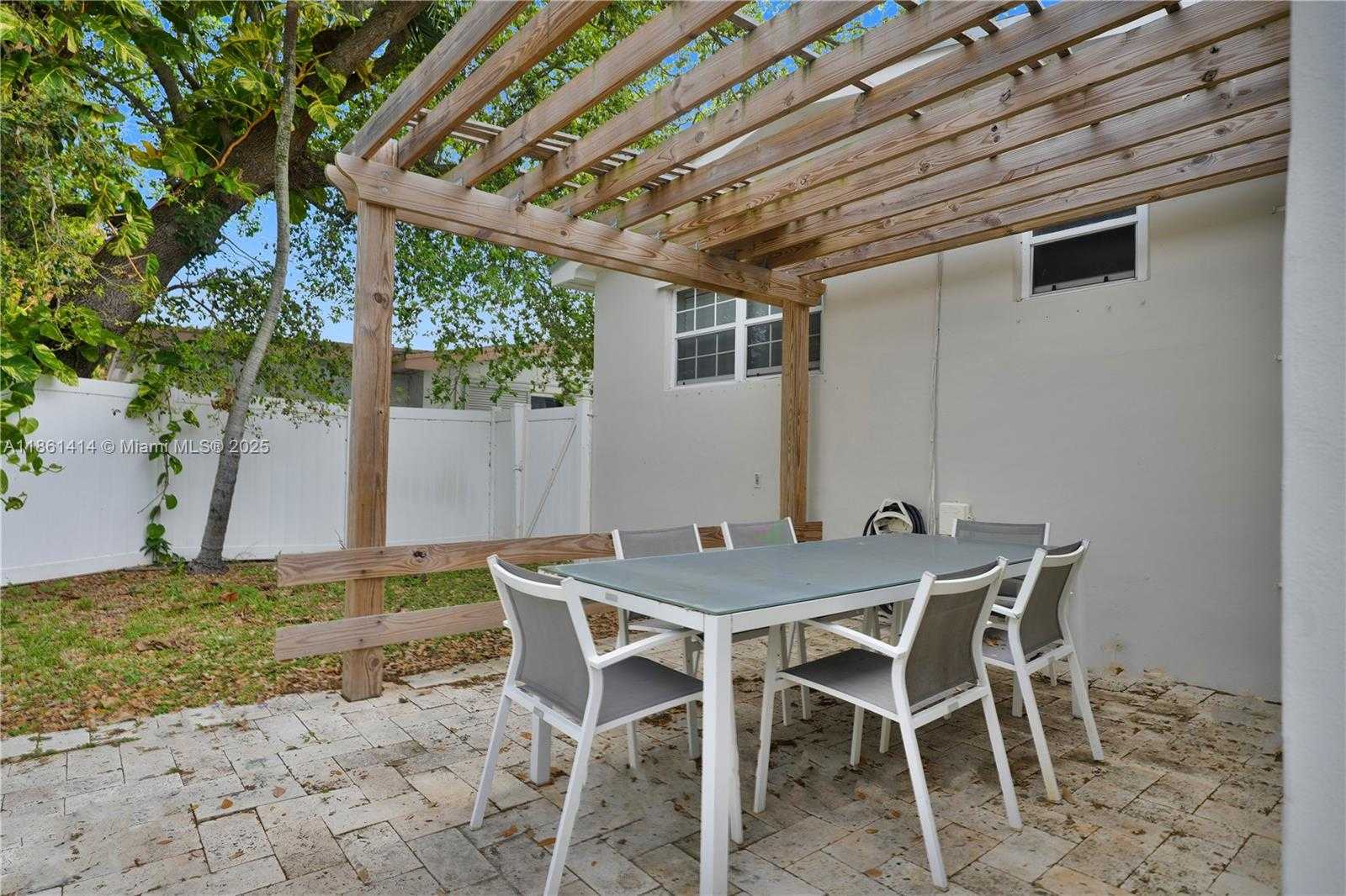 Small Image of 1081 NORTH EAST 179TH ST #., North Miami Beach Number 20