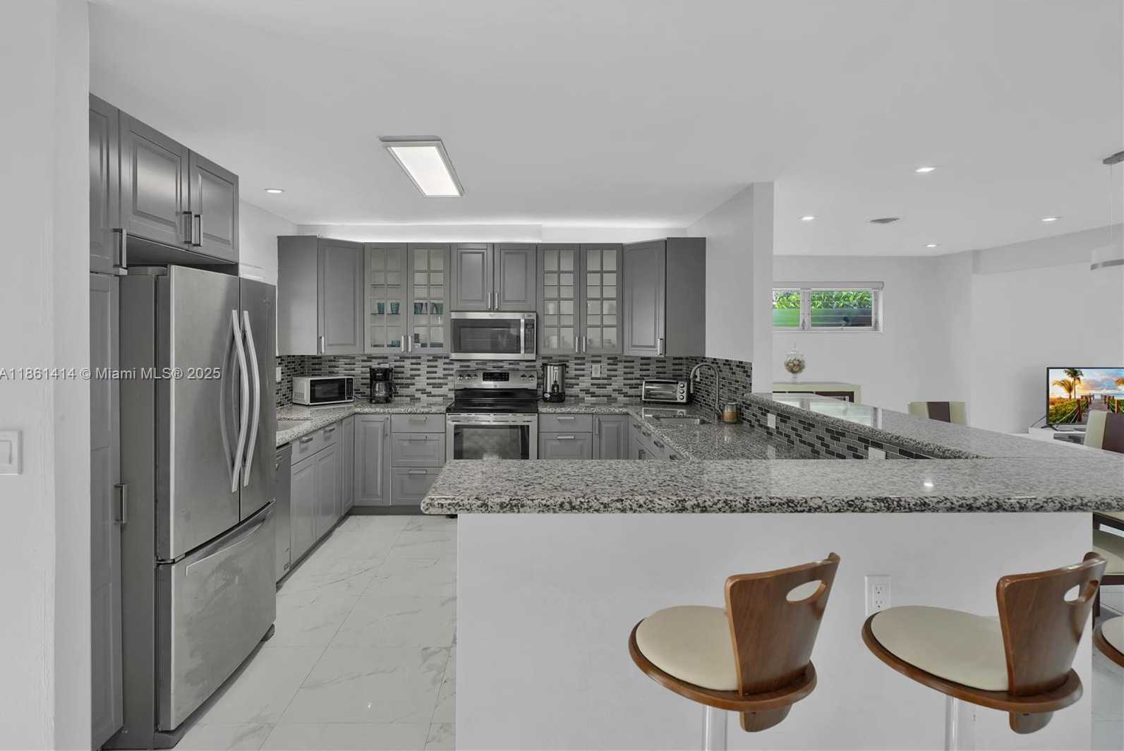 Small Image of 1081 NORTH EAST 179TH ST #., North Miami Beach Number 7
