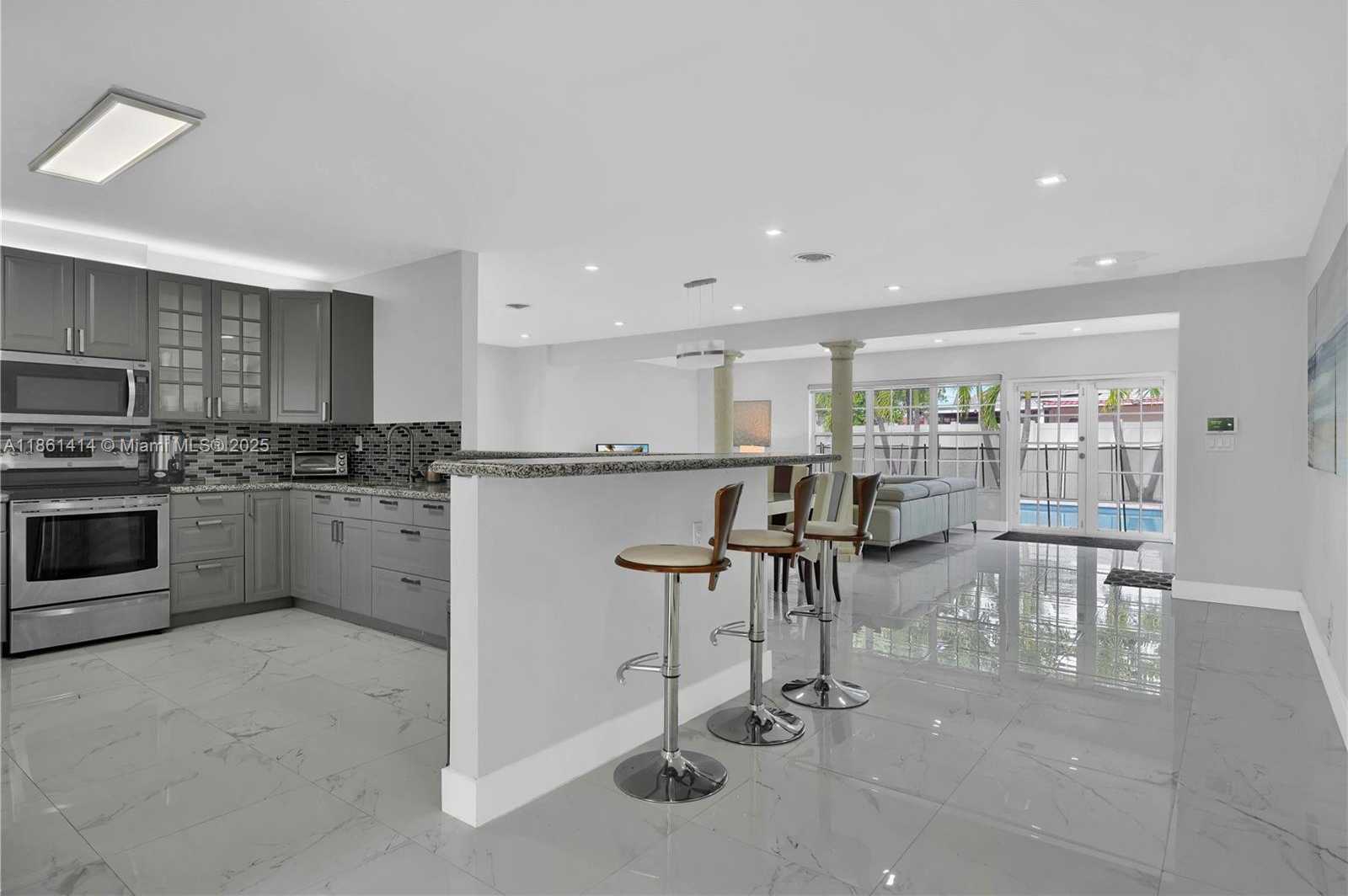 Small Image of 1081 NORTH EAST 179TH ST #., North Miami Beach Number 8