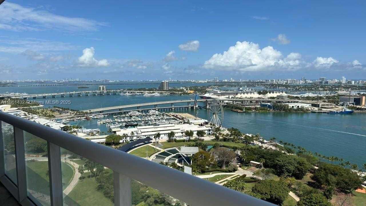 Small Image of 50 BISCAYNE BLVD #3010, Miami Number 3