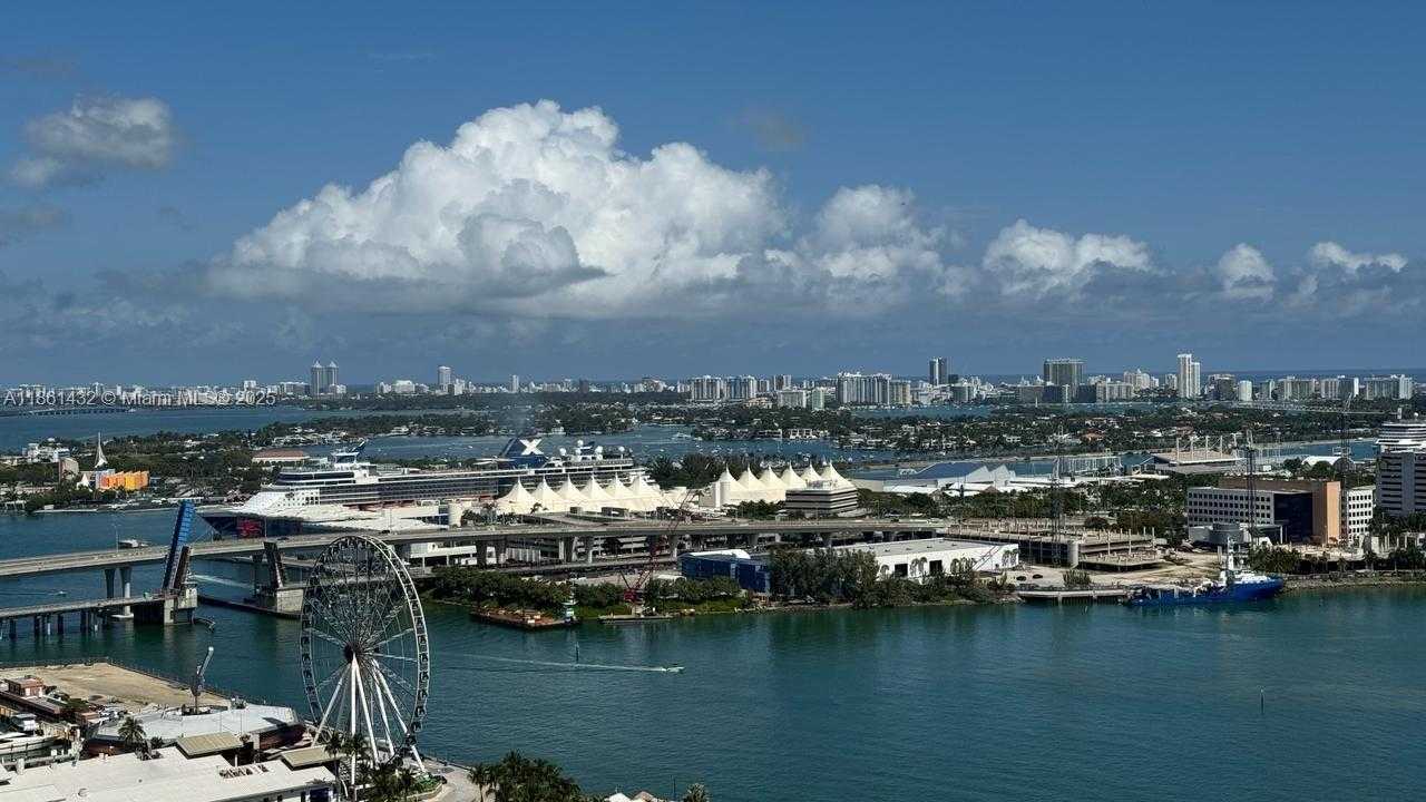 Small Image of 50 BISCAYNE BLVD #3010, Miami Number 5