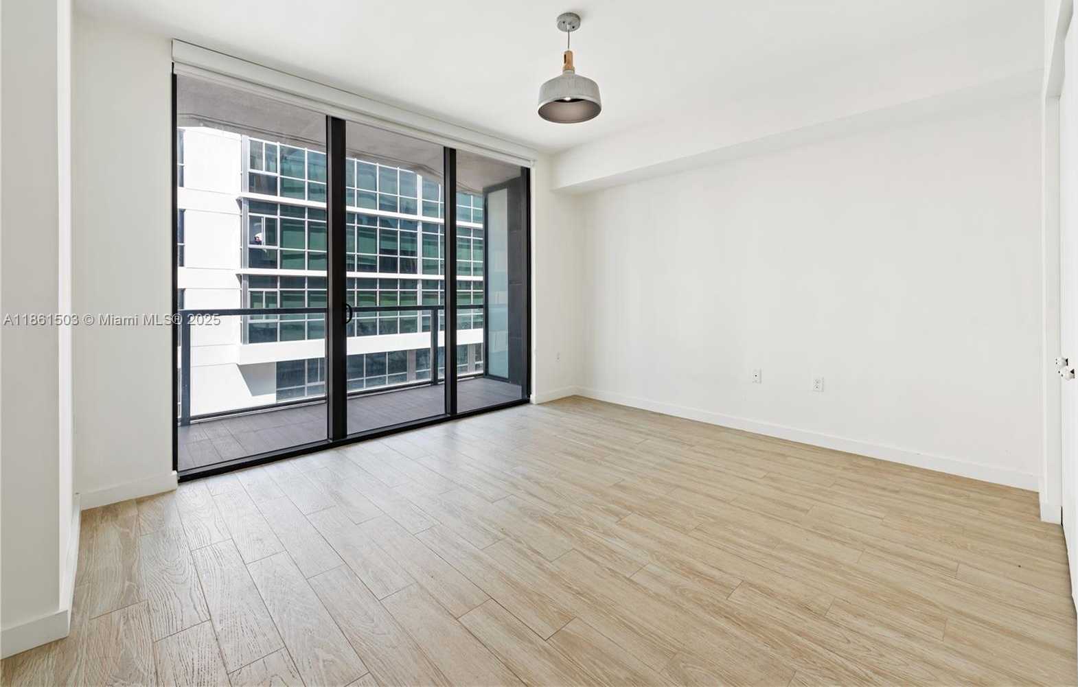 Small Image of 201 SOUTH WEST 17TH RD #502, Miami Number 14