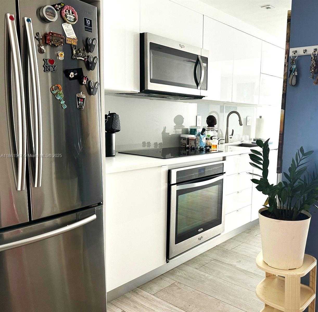 Small Image of 1000 WEST AVE #922, Miami Beach Number 3
