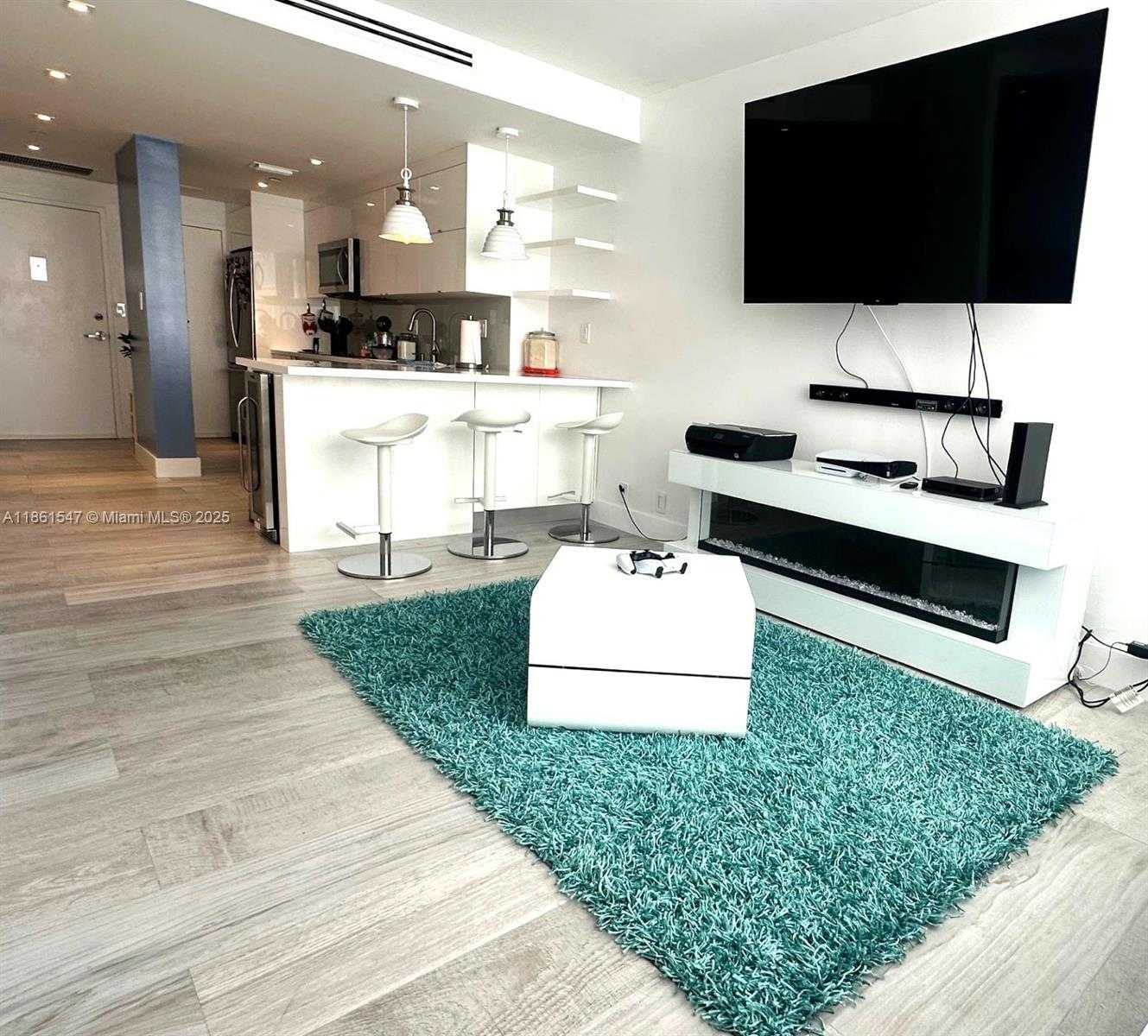 Small Image of 1000 WEST AVE #922, Miami Beach Number 6