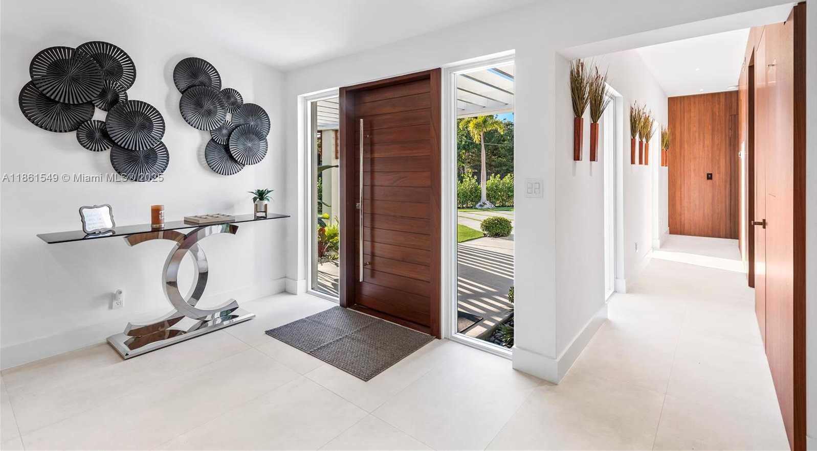 Small Image of 2406 NASSAU LN, Fort Lauderdale Number 22