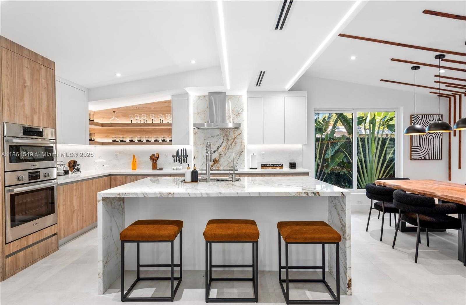 Small Image of 2406 NASSAU LN, Fort Lauderdale Number 23