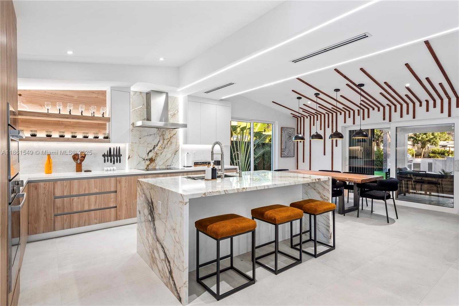 Small Image of 2406 NASSAU LN, Fort Lauderdale Number 24