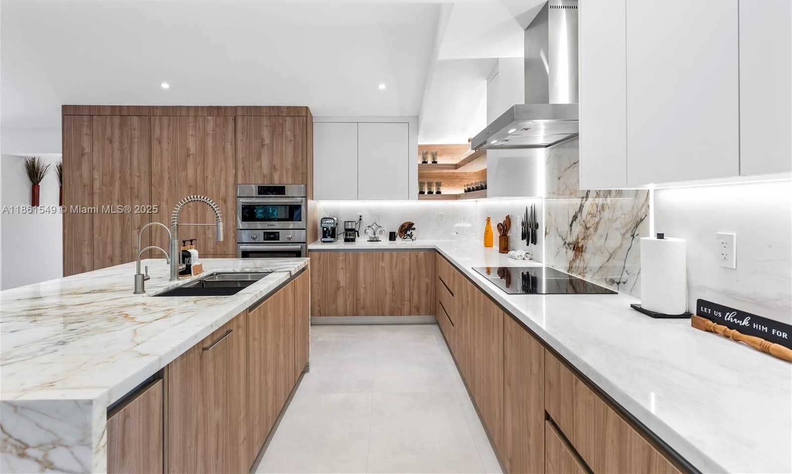 Small Image of 2406 NASSAU LN, Fort Lauderdale Number 26