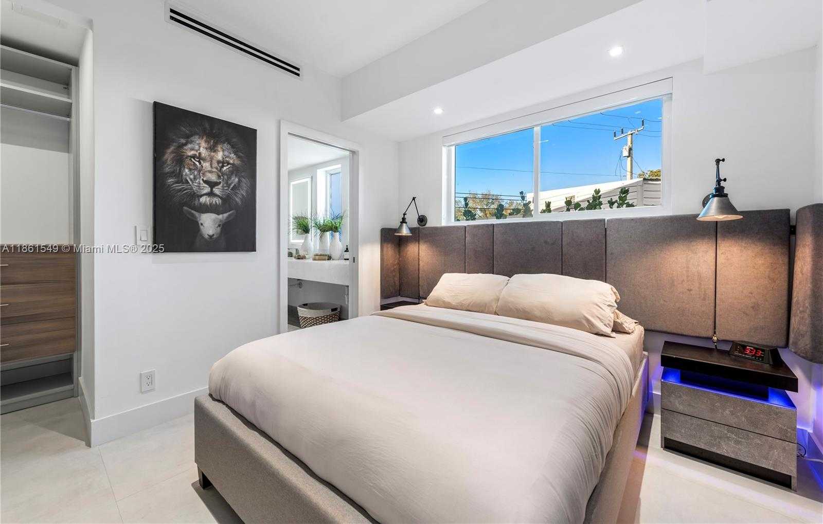 Small Image of 2406 NASSAU LN, Fort Lauderdale Number 44