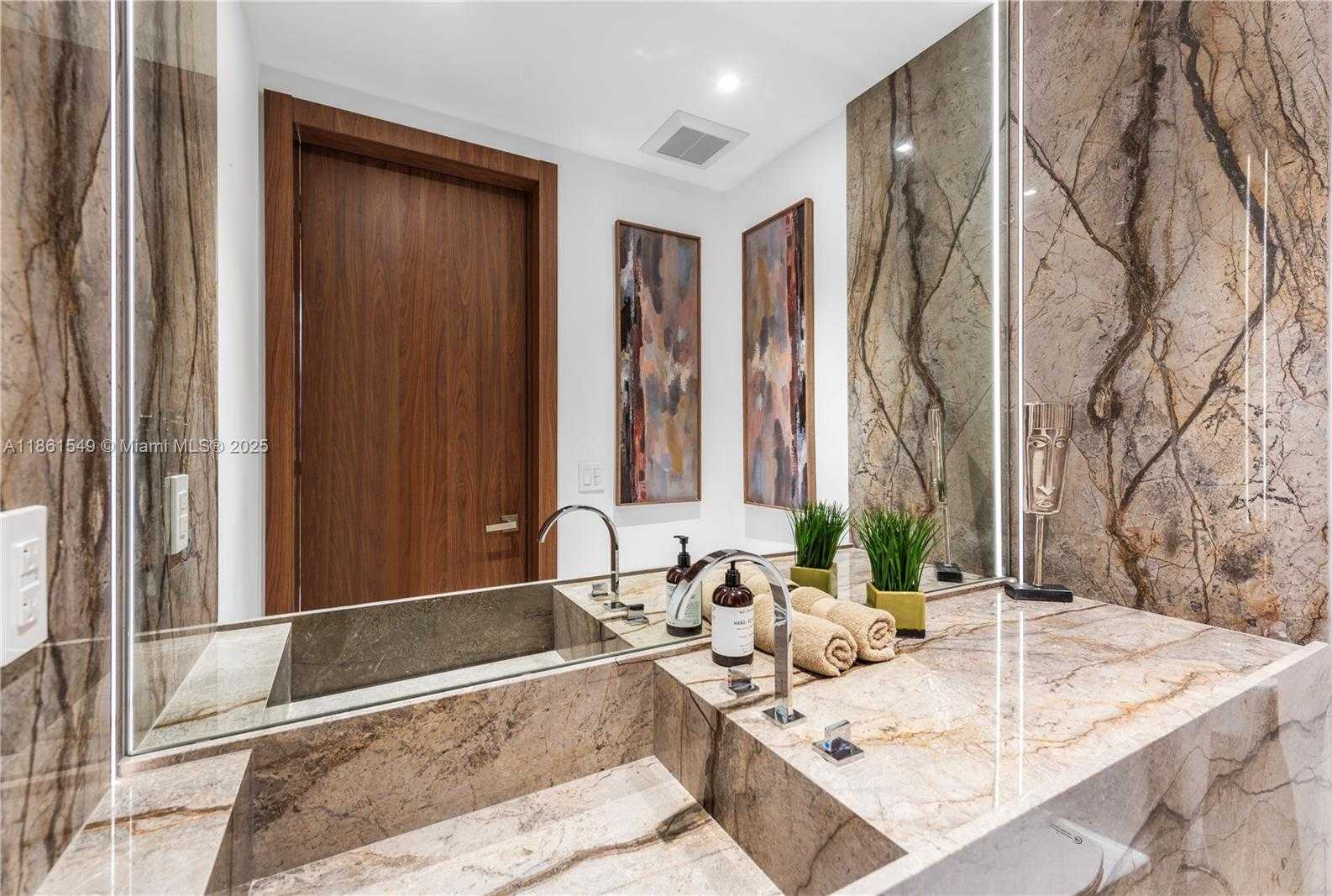 Small Image of 2406 NASSAU LN, Fort Lauderdale Number 52