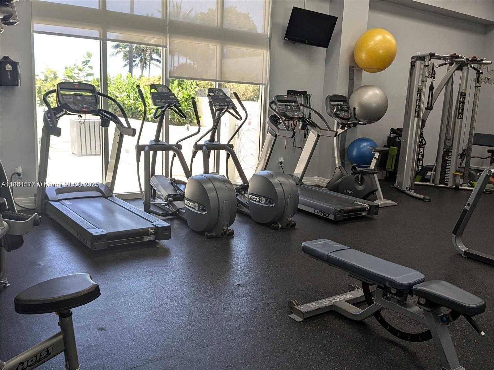 Small Image of 6917 COLLINS AVE #411, Miami Beach Number 23
