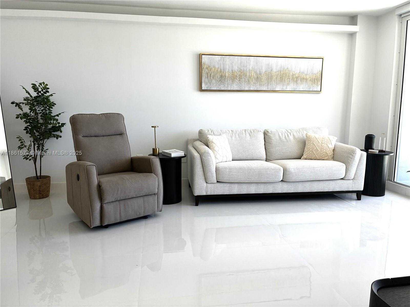 Small Image of 6917 COLLINS AVE #411, Miami Beach Number 3