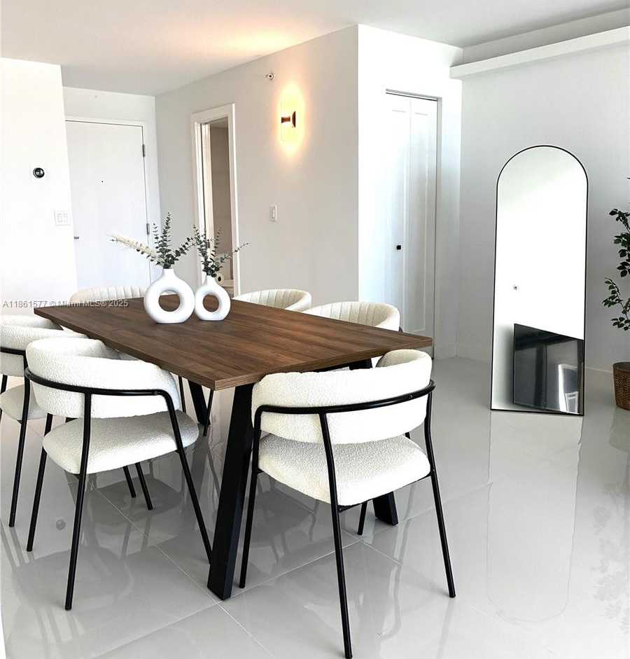 Small Image of 6917 COLLINS AVE #411, Miami Beach Number 8