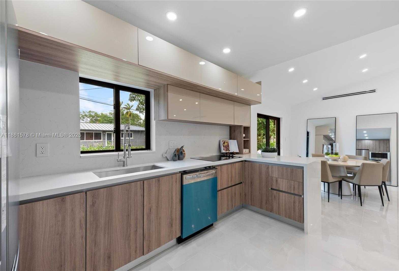Small Image of 475 NORTH WEST 87TH ST, El Portal Number 6