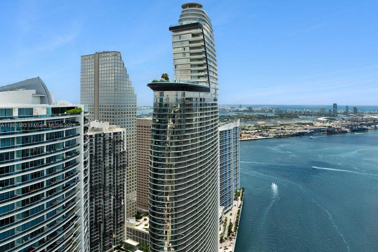 Small Image of 300 BISCAYNE BOULEVARD WAY #2701, Miami Number 39