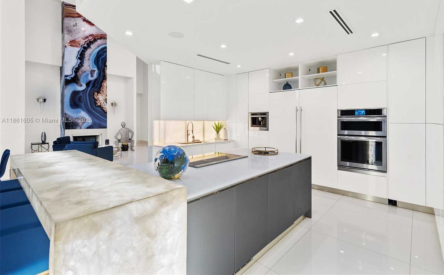 Small Image of 11080 SOUTH WEST 23RD ST, Davie Number 21