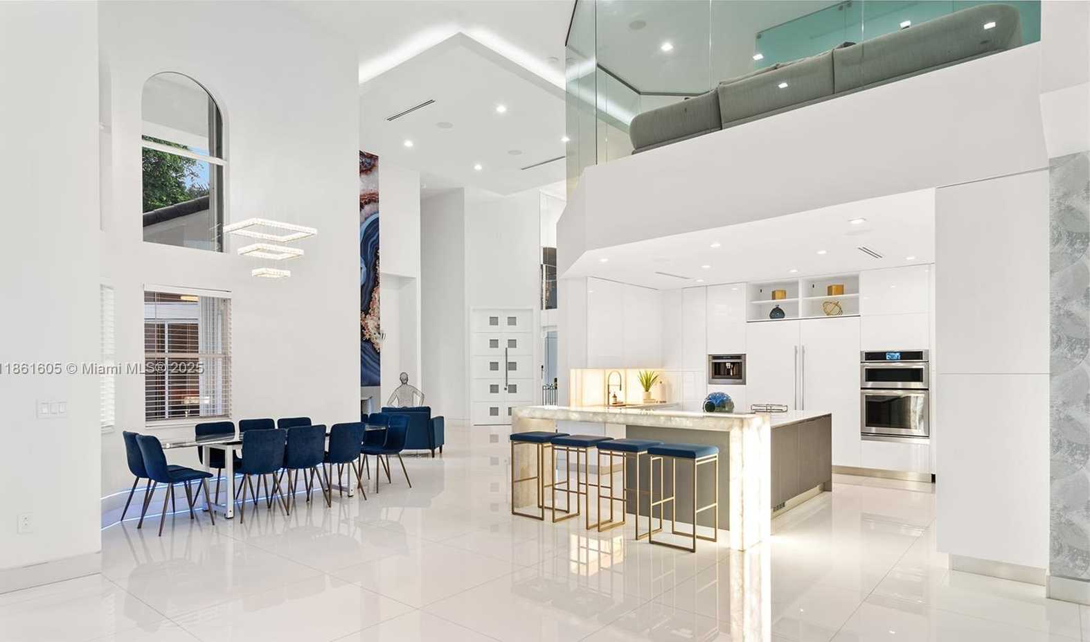 Small Image of 11080 SOUTH WEST 23RD ST, Davie Number 22
