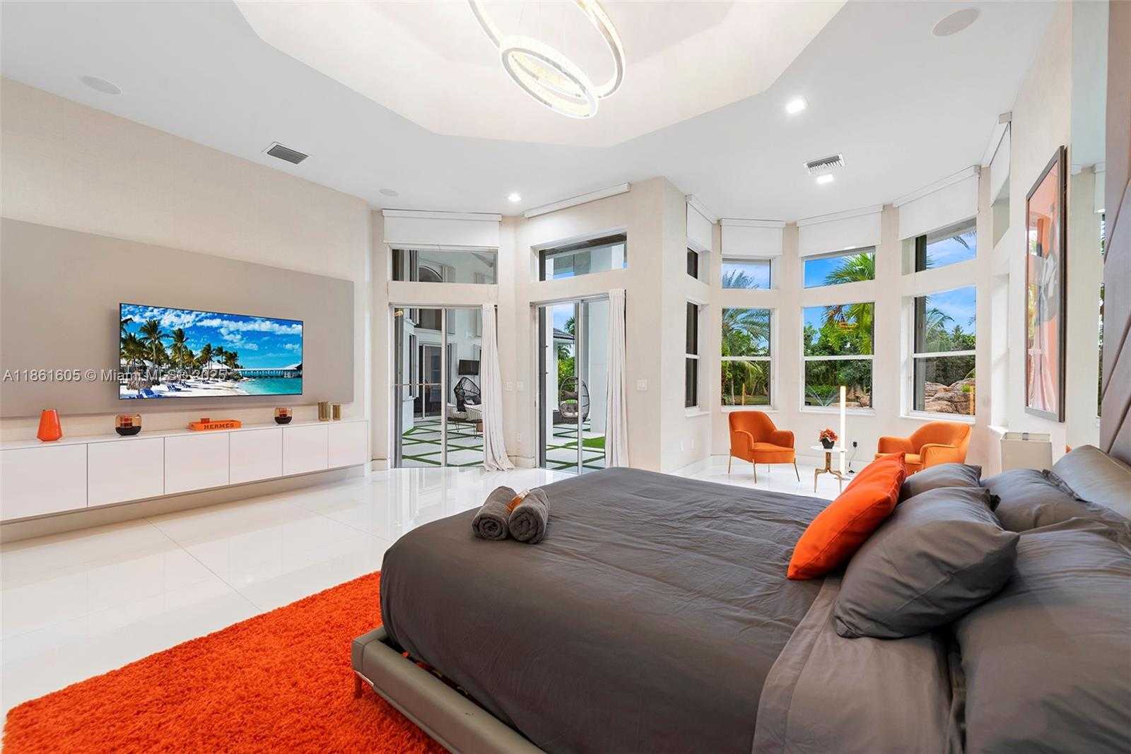 Small Image of 11080 SOUTH WEST 23RD ST, Davie Number 31
