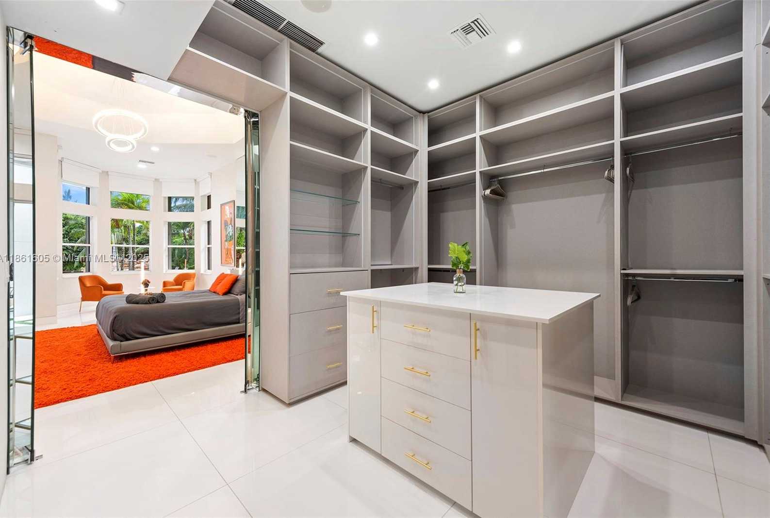Small Image of 11080 SOUTH WEST 23RD ST, Davie Number 33