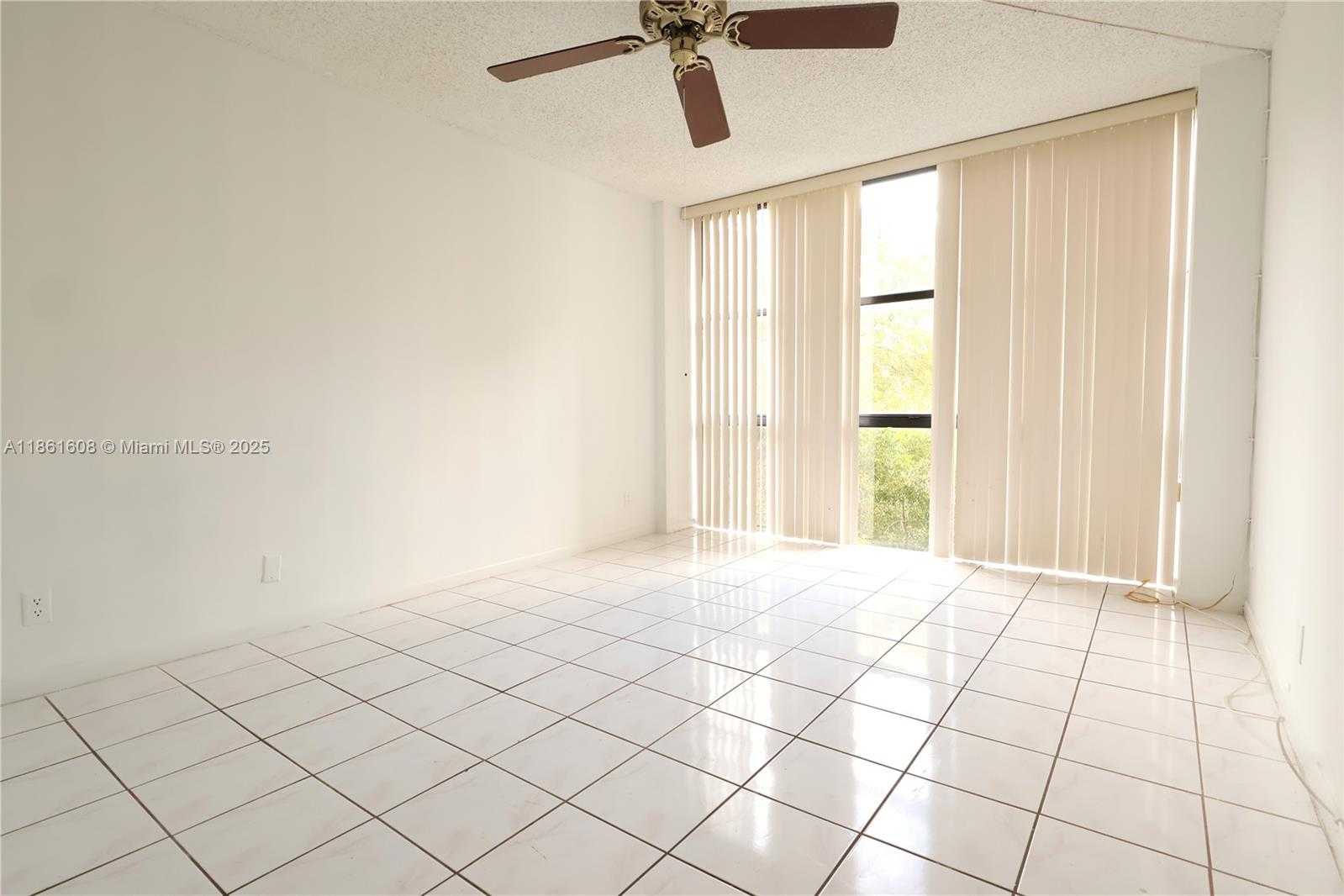 Small Image of 17021 NORTH BAY RD #517, Sunny Isles Beach Number 30