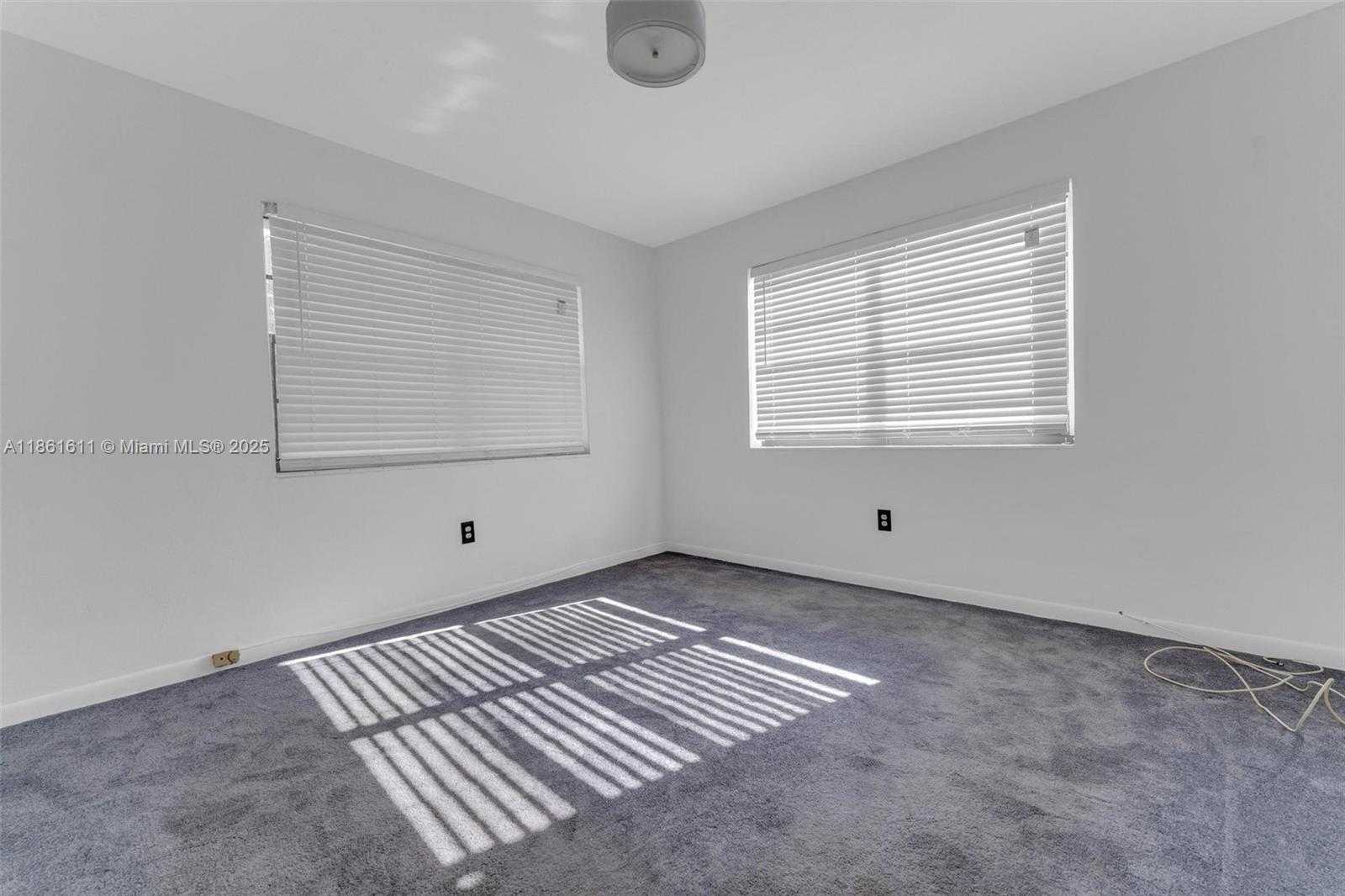 Small Image of 11141 NORTH WEST 22ND CT, Miami Number 23