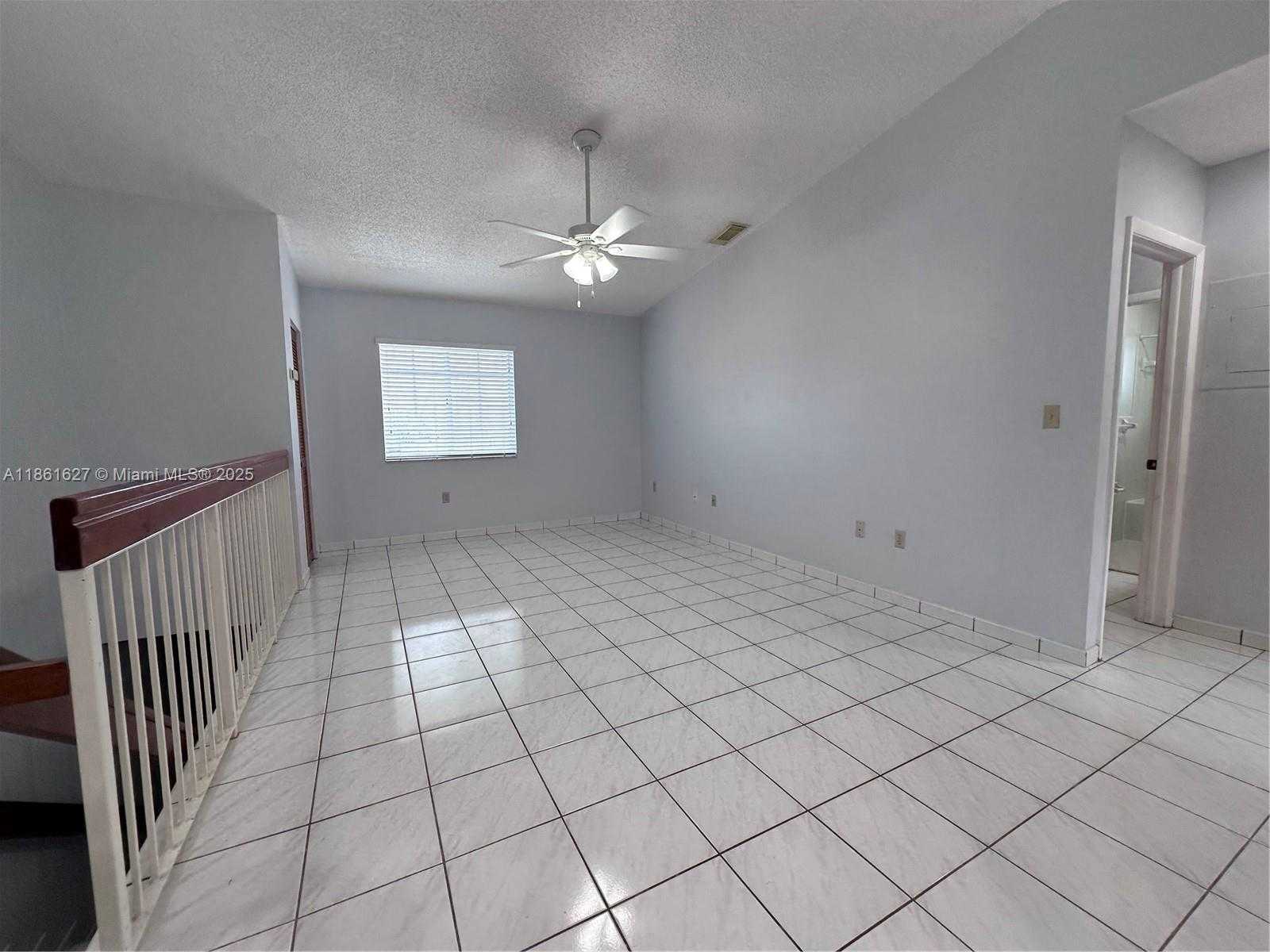 Small Image of 2210 WEST 74TH ST #201-29, Hialeah Number 11
