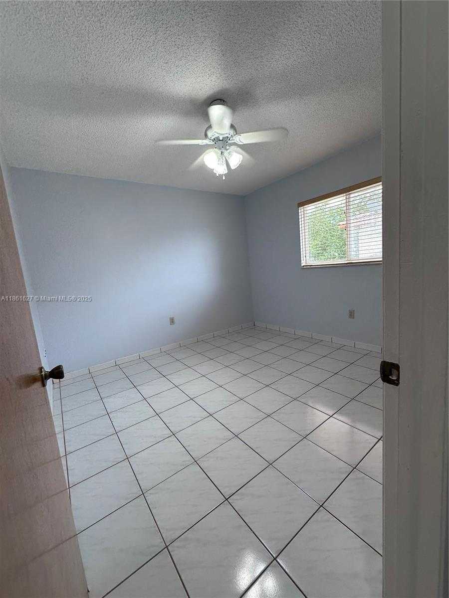 Small Image of 2210 WEST 74TH ST #201-29, Hialeah Number 9