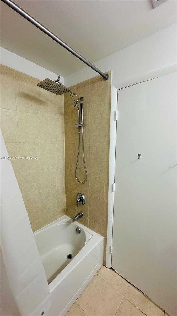 Small Image of 3340 NORTH EAST 190TH ST #403, Aventura Number 12