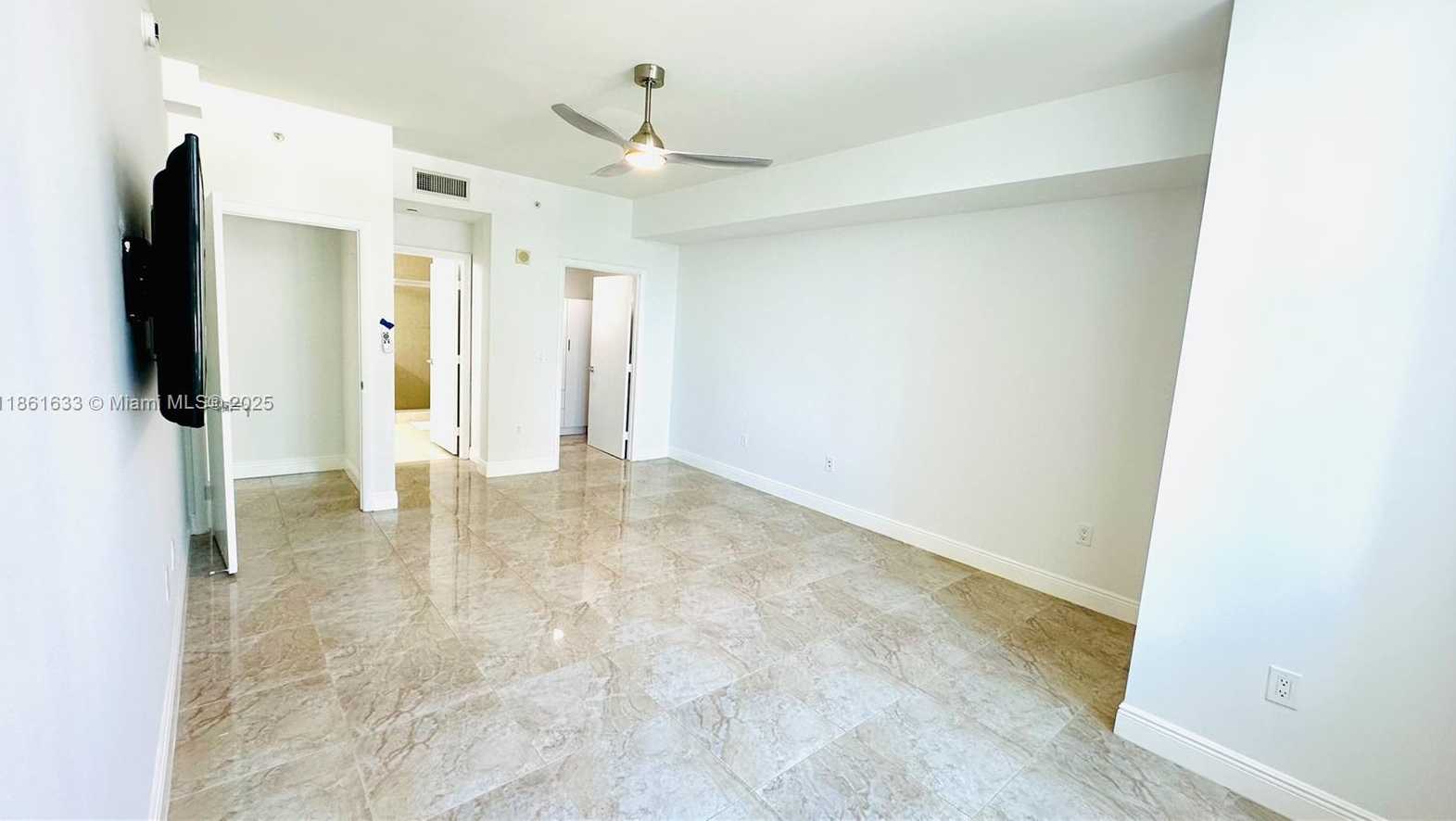 Small Image of 3340 NORTH EAST 190TH ST #403, Aventura Number 26